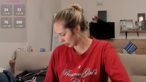 ms_foryou online show from August 12, 6:32 pm