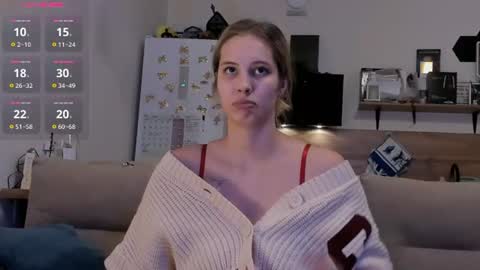 ms_foryou online show from August 15, 6:34 pm