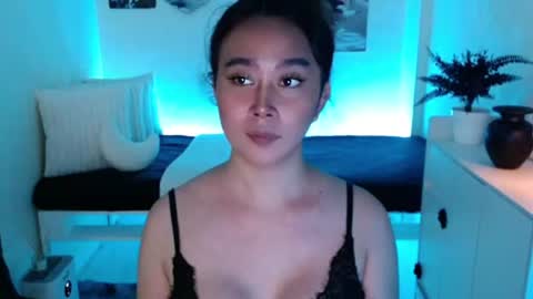 ms_lhaydeebunny online show from August 8, 11:54 am