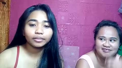 Nathalie online show from July 6, 4:10 pm