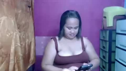 Nathalie online show from August 18, 1:50 pm