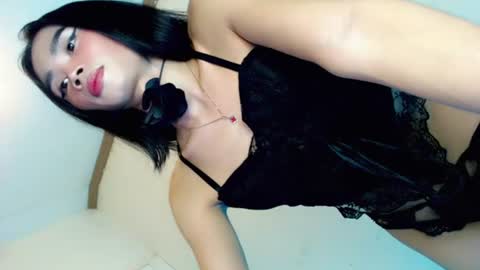 mscherry_ online show from August 12, 12:40 pm