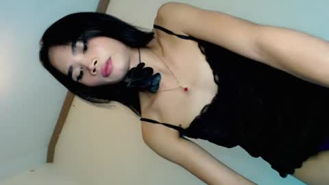 mscherry_ online show from August 15, 6:23 pm
