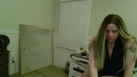 mskinkster online show from April 16, 4:20 am