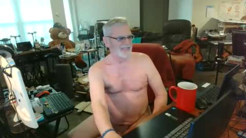 mt2much online show from April 9, 9:19 pm