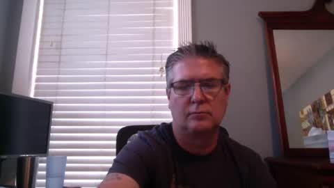 Fun time Daddy online show from April 3, 9:01 pm