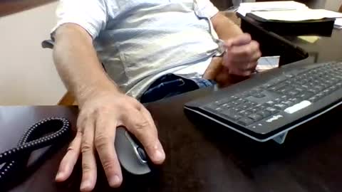 mttoker online show from August 7, 3:12 pm