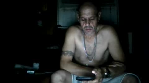 Muffdiver online show from August 3, 4:19 am