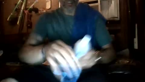 Muffdiver online show from August 12, 10:06 am