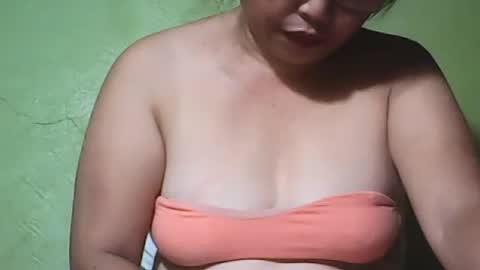 muffy_bunny online show from August 10, 2:24 am