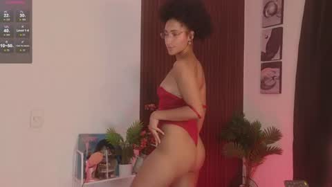 mulata_ch online show from July 31, 9:20 pm