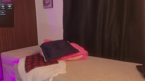 mulata_ch online show from August 6, 3:49 am