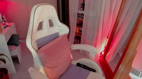murat_taurus online show from August 6, 2:27 pm