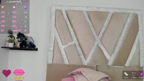 muriell_69 online show from August 11, 8:11 pm
