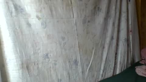 sexy gyal online show from August 14, 9:07 pm