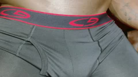 musclegodsammy23 online show from June 24, 4:09 pm
