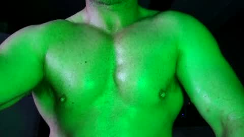 Hulk Muscles - NEW ACCOUNT online show from June 16, 11:47 pm