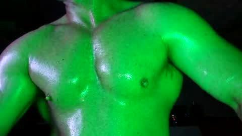 Hulk Muscles - NEW ACCOUNT online show from July 26, 11:54 pm