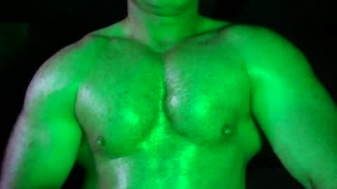 Hulk Muscles - NEW ACCOUNT online show from August 3, 1:23 am
