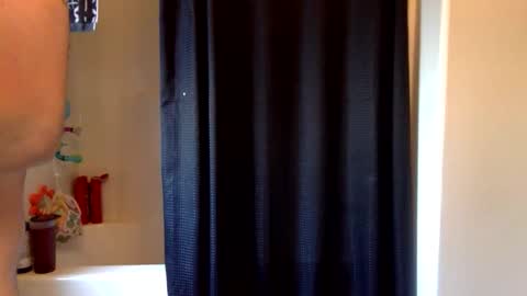 musculardilf online show from June 10, 12:28 am