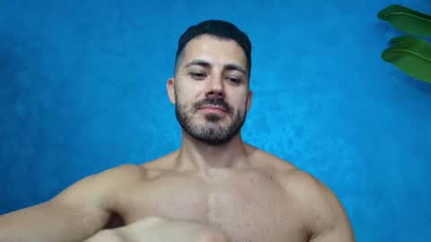 muscularmaster onlyfans online show from July 17, 5:02 pm