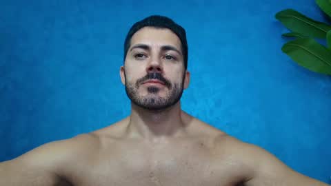 muscularmaster onlyfans online show from July 28, 11:44 pm