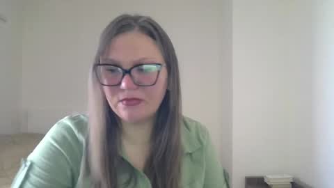 musechic_wild online show from July 30, 7:27 am