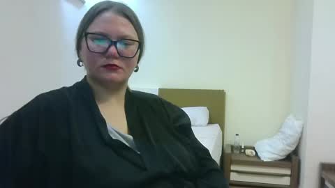 musechic_wild online show from August 2, 9:55 pm