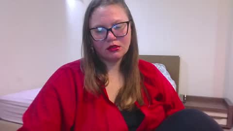 musechic_wild online show from August 8, 7:47 pm