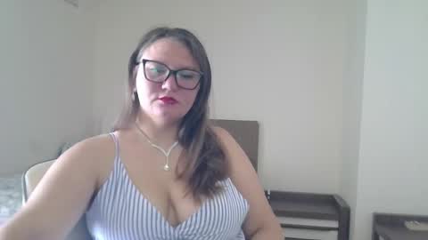 musechic_wild online show from August 9, 9:32 am