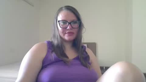 musechic_wild online show from August 12, 3:03 pm