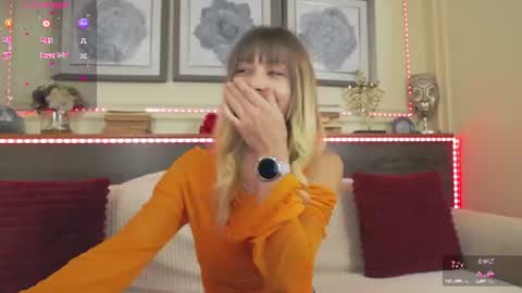 Luna  online show from August 7, 4:29 pm