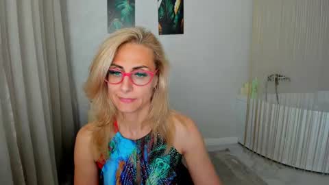 Diana online show from July 8, 1:48 pm