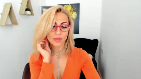 Diana online show from July 9, 12:43 pm