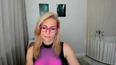 Diana online show from July 11, 5:08 pm