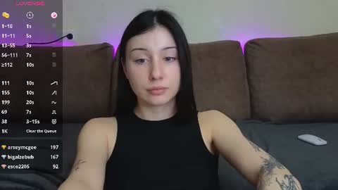 Im Marine online show from August 11, 5:48 pm