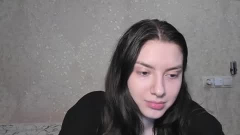 cute couple online show from July 6, 11:30 pm