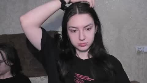 cute couple online show from July 11, 12:27 am