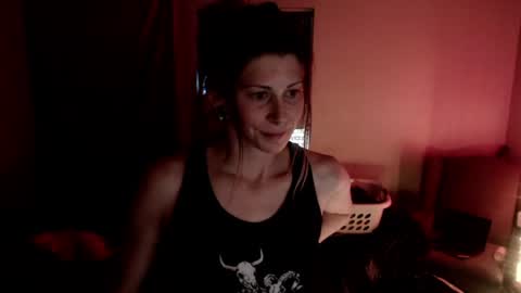 ghost mantis online show from July 14, 10:54 pm
