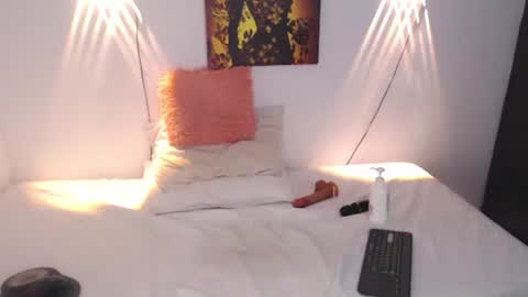 My Sweety Bom online show from August 10, 3:35 pm