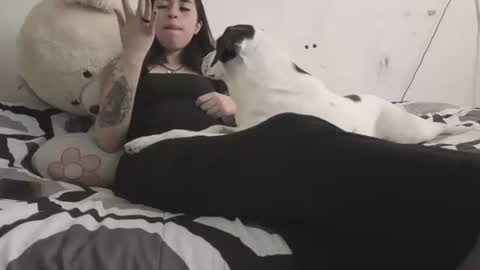 miagosling  NTMU  Dont forget follow me  online show from July 14, 5:47 pm