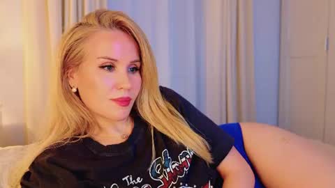 Mya-be Yours P online show from July 26, 12:26 am