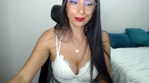 mary charlie online show from August 14, 9:18 pm
