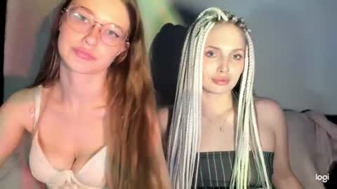 chloe online show from August 3, 12:28 am