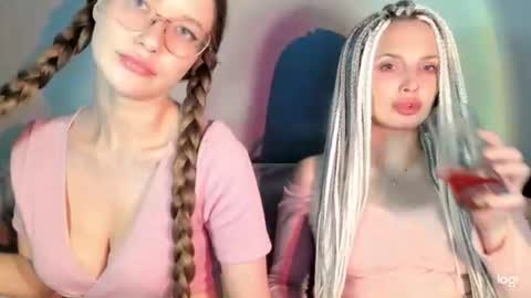 chloe online show from August 4, 1:02 am