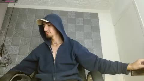Im Mike online show from August 15, 5:44 am