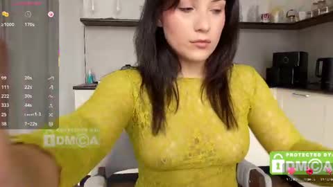 hey its Mel online show from August 10, 11:00 am