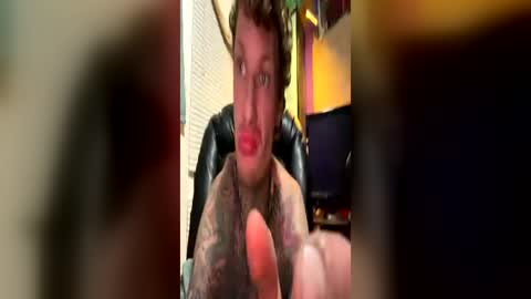 mynicedick1995 online show from June 15, 5:38 am