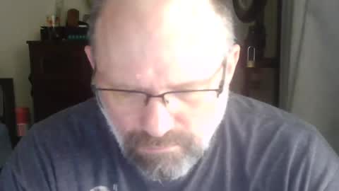 Just hanging out - No pressure online show from July 5, 6:22 pm