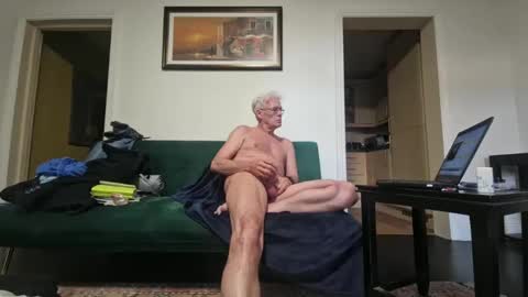 myshkin188118 online show from April 5, 5:43 pm